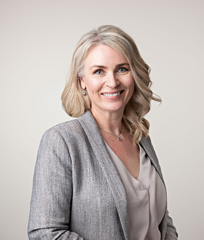 Dr Amanda Mullin